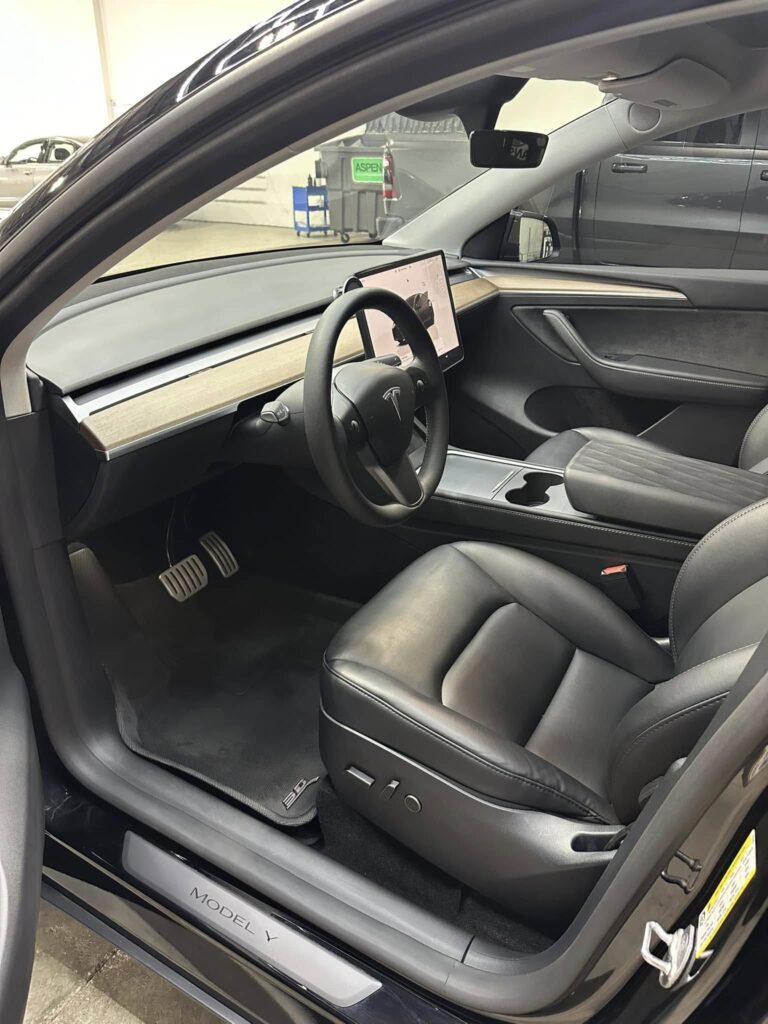 Auto Detailing in Urbandale, IA by Hanson Auto Spa