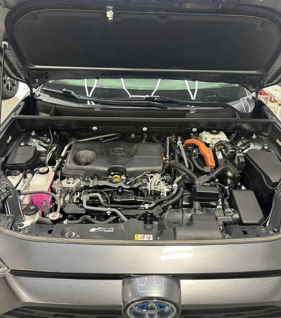 Professional Auto Detailing in Urbandale, IA by Hanson Auto Spa